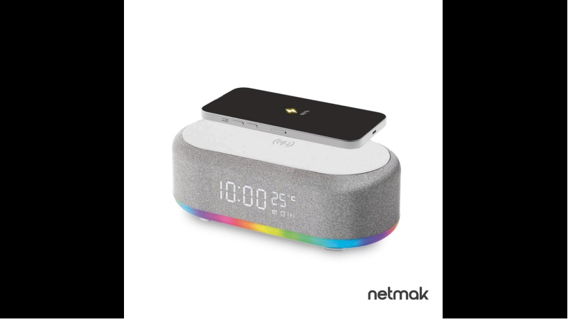 RELOJ DESPERTADOR MAS PARLANTE CON CARGA INALÁMBRICA NM-RD12