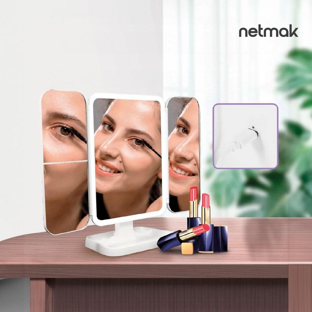ESPEJO DE MAQUILLAJE TRIPLE CON LUZ LED NM-MIRROR